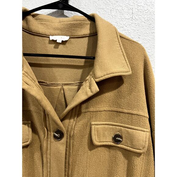 La Miel Boutique Soft Fleece Button Down Camel Shacket Small - Picture 3 of 4